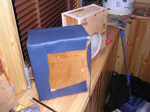 05_Box_Rear.jpg - 23244 Bytes